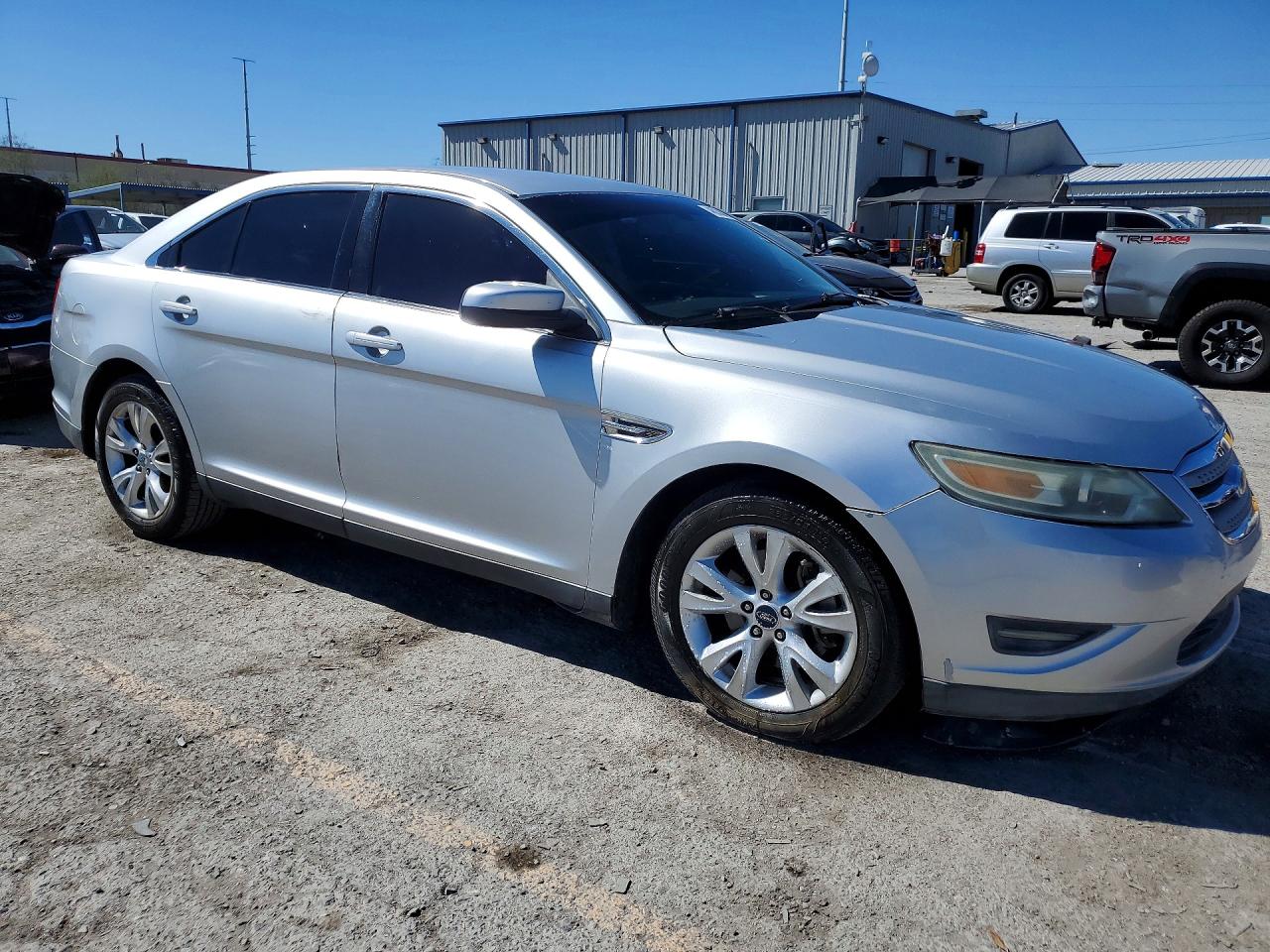 2011 FORD TAURUS SEL photo 7