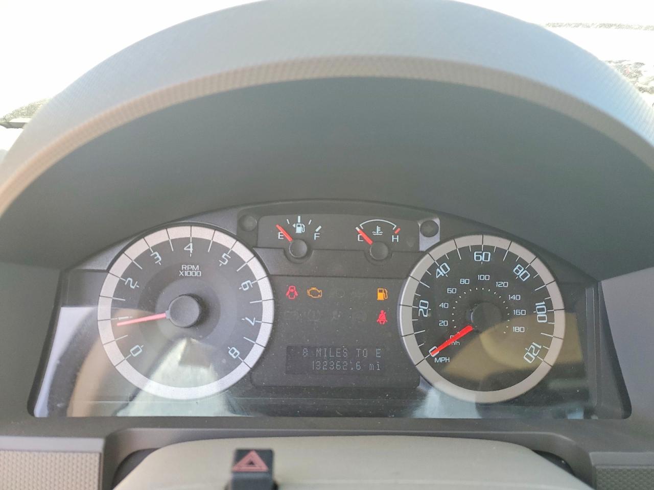 2011 FORD ESCAPE XLT photo 9