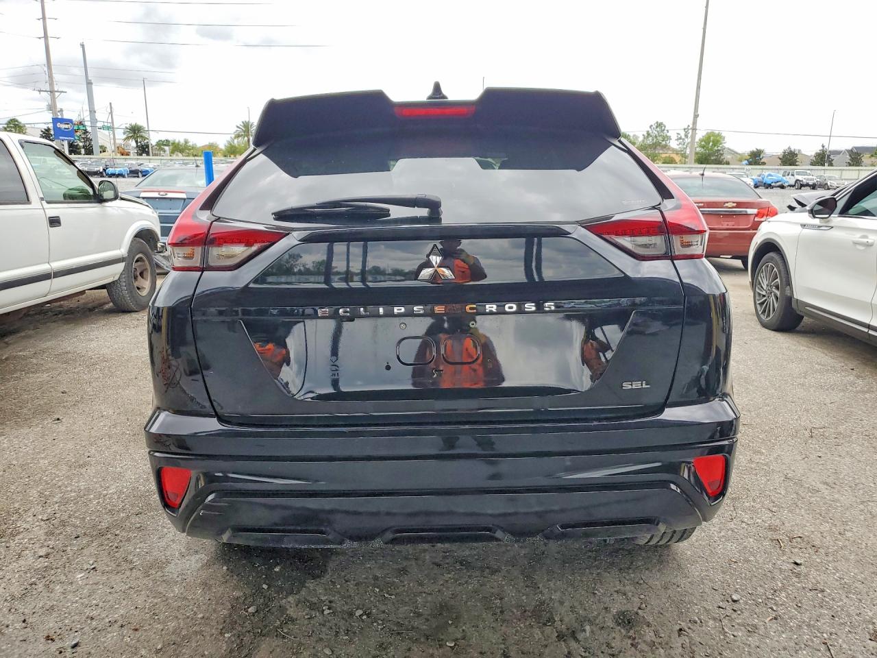 2023 MITSUBISHI ECLIPSE CROSS SE photo 16