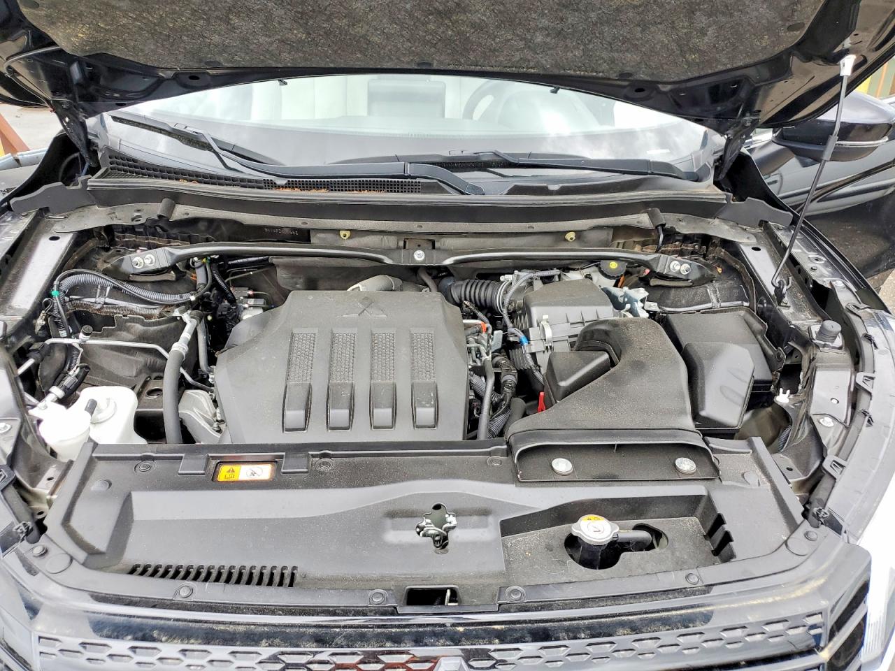 2023 MITSUBISHI ECLIPSE CROSS SE photo 34