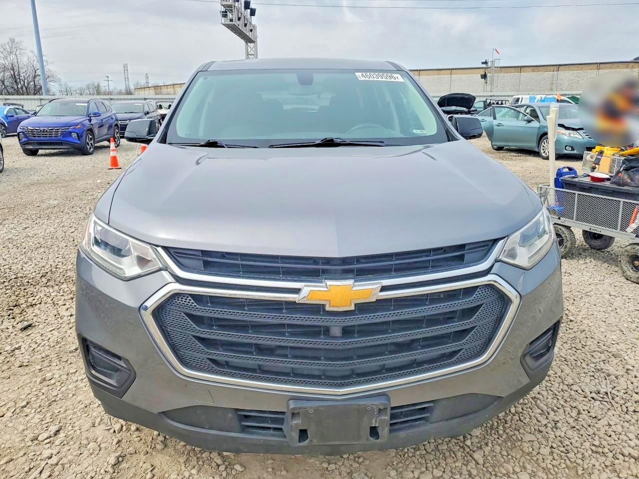 2019 CHEVROLET TRAVERSE LS photo 5