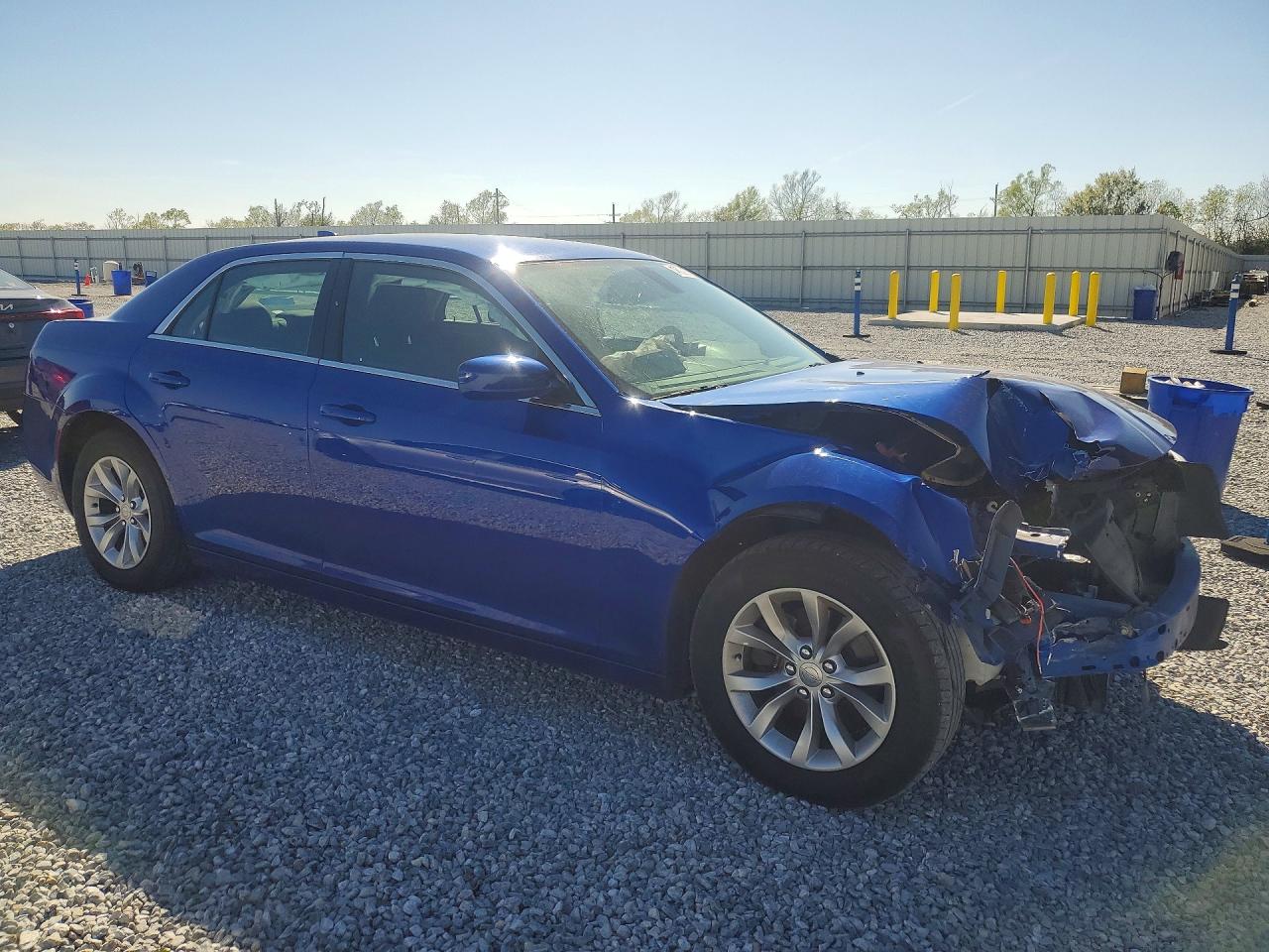 2018 CHRYSLER 300 TOURING photo 10
