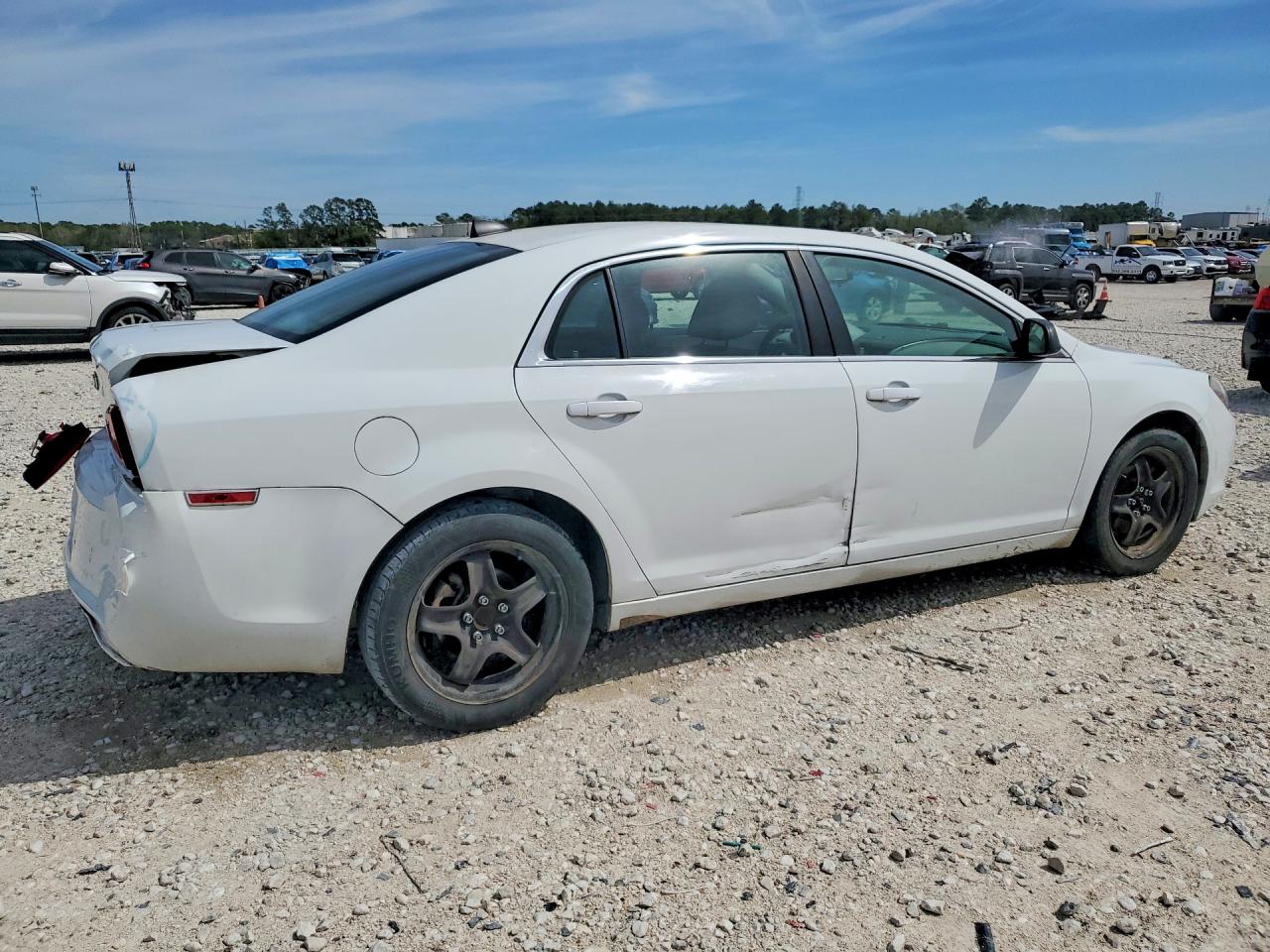2012 CHEVROLET MALIBU LS photo 3