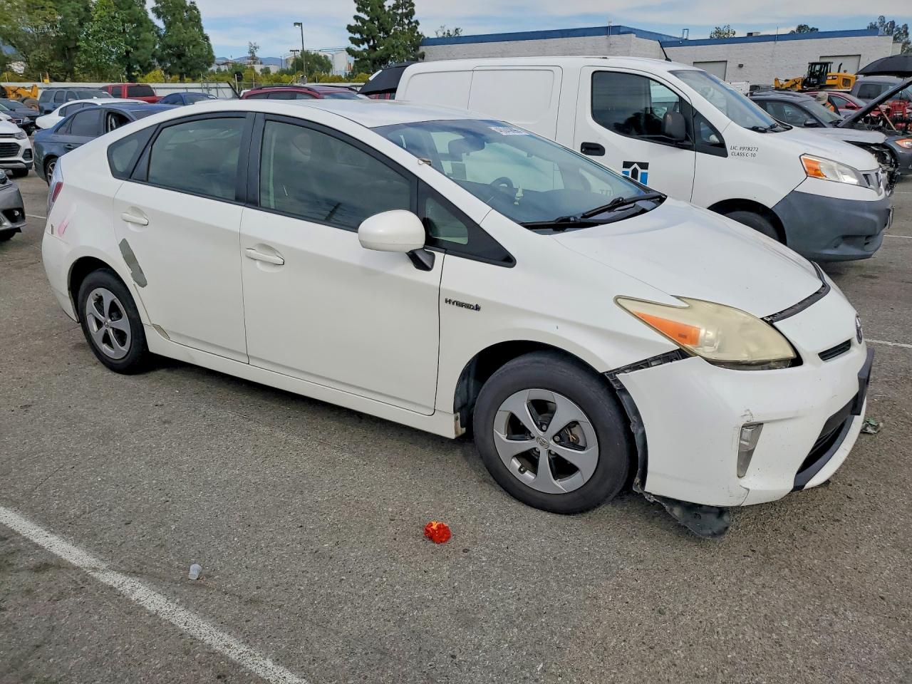 2013 TOYOTA PRIUS TWO photo 7