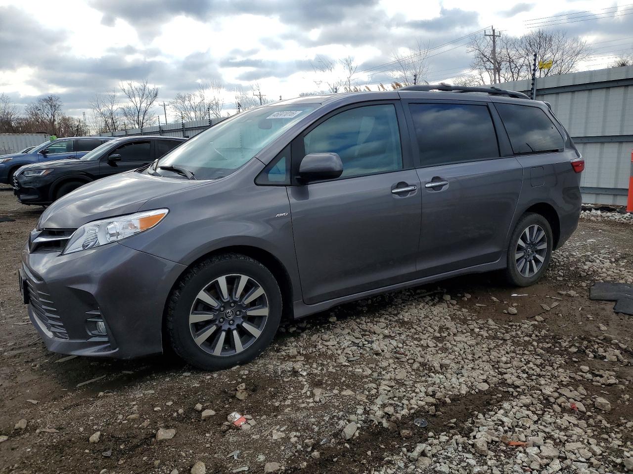 2020 TOYOTA SIENNA
