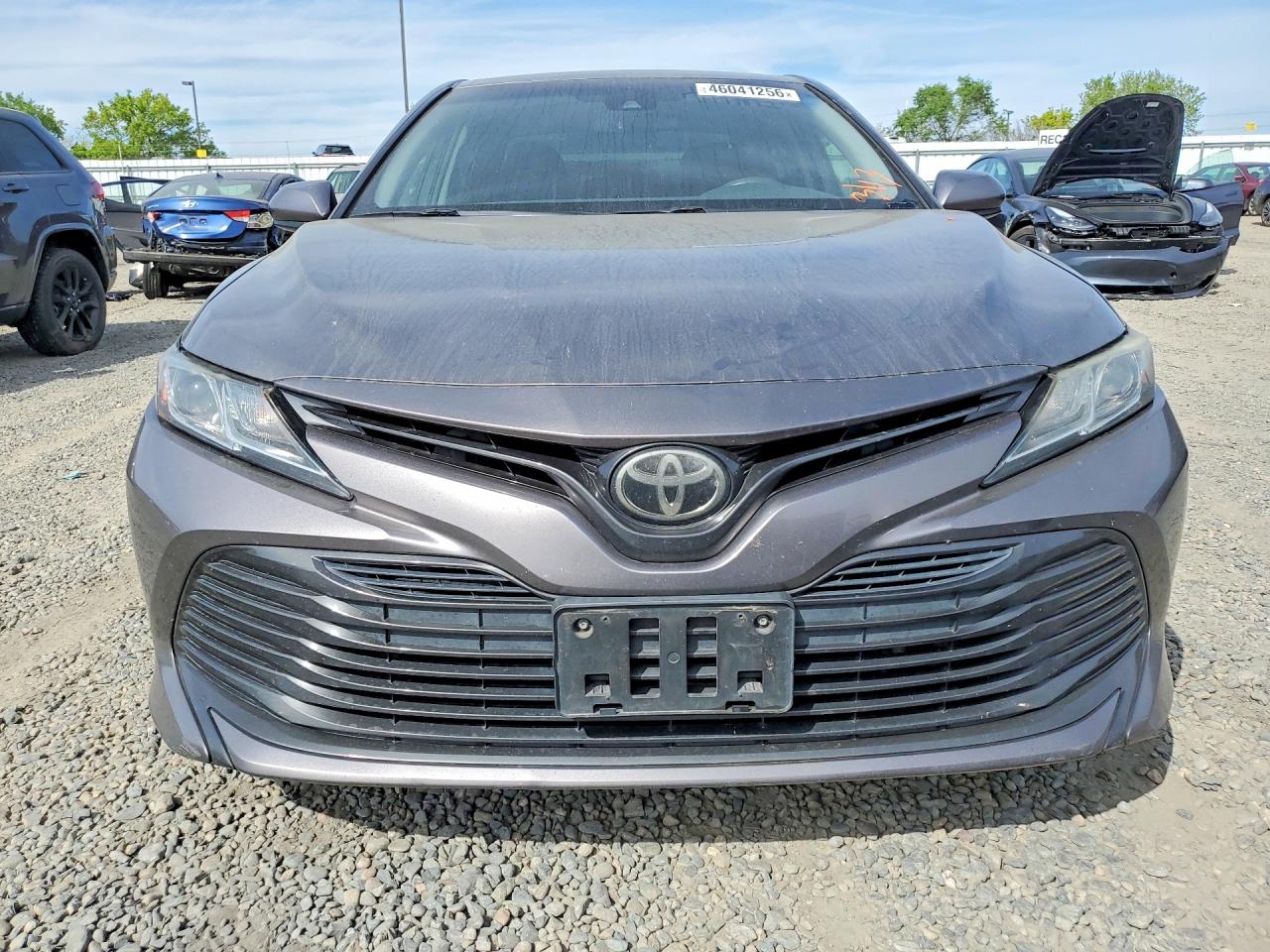 2018 TOYOTA CAMRY LE photo 9