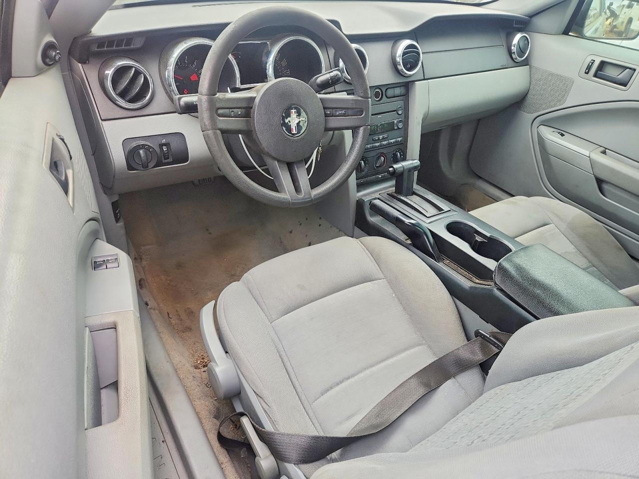 2007 FORD MUSTANG photo 15