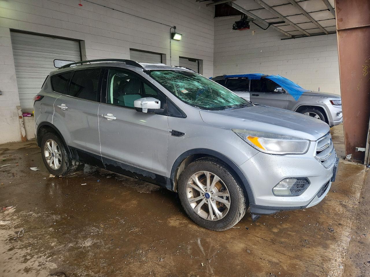 2018 FORD ESCAPE SE photo 4