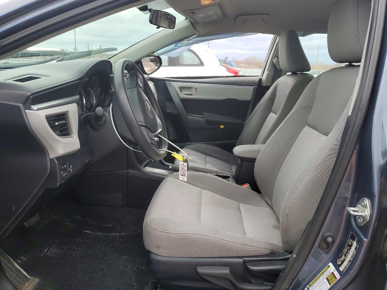 2014 TOYOTA COROLLA L photo 13