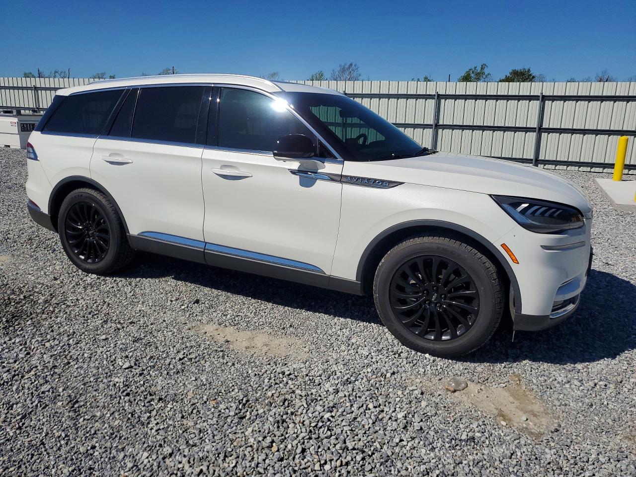 2024 LINCOLN AVIATOR RESERVE photo 10