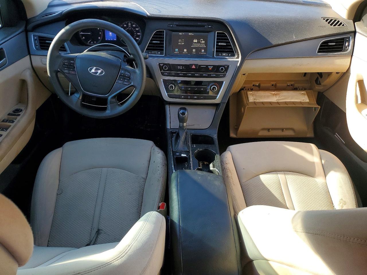 2017 HYUNDAI SONATA SE photo 15