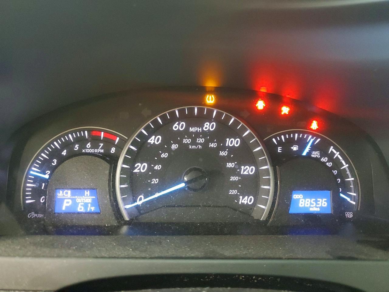 2015 TOYOTA CAMRY LE photo 9