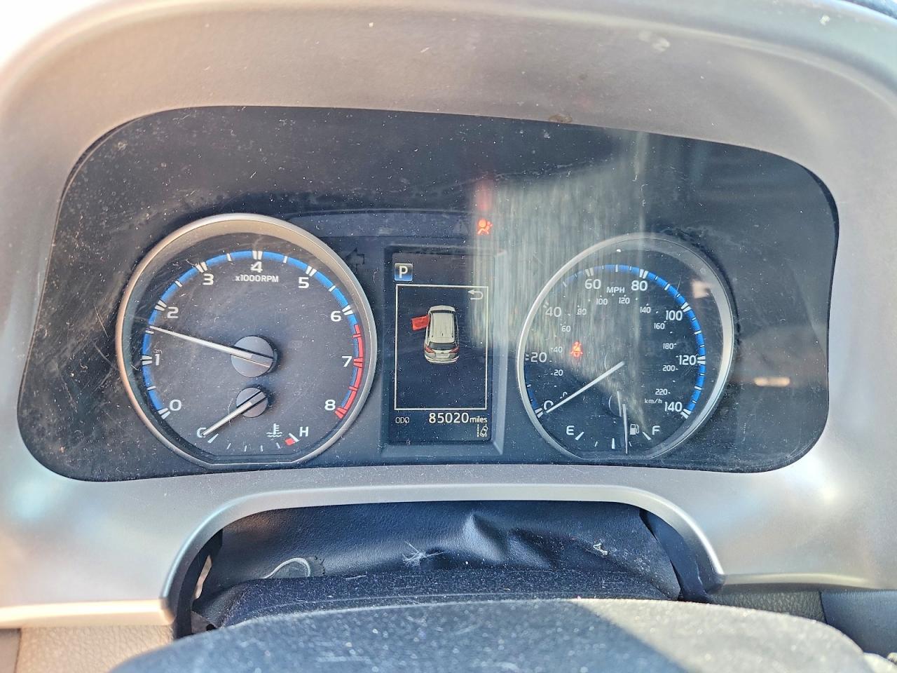 2018 TOYOTA RAV4 LE photo 9