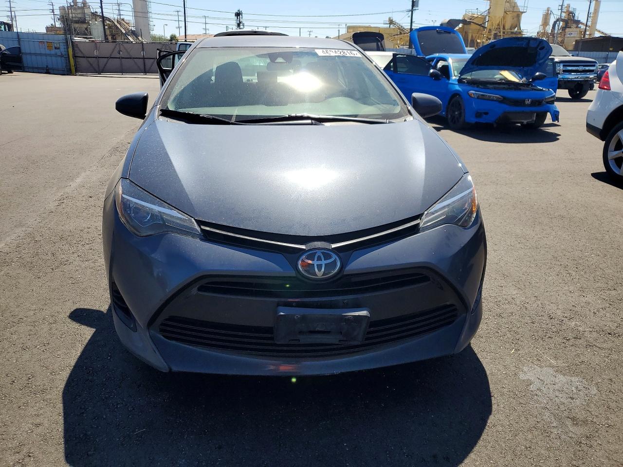 2018 TOYOTA COROLLA LE photo 9