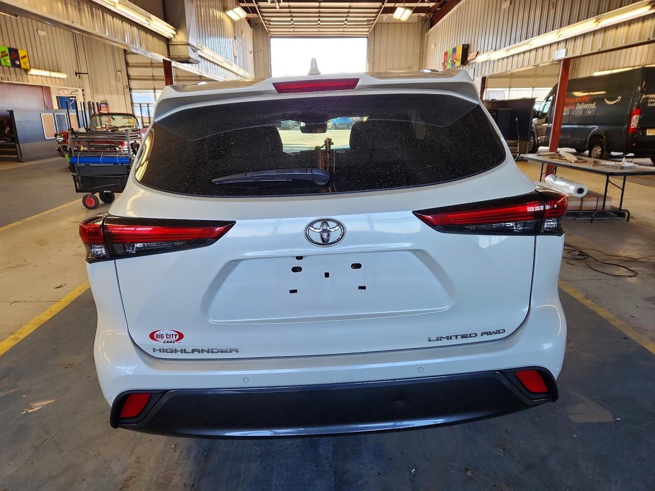 2020 TOYOTA HIGHLANDER LIMITED photo 11