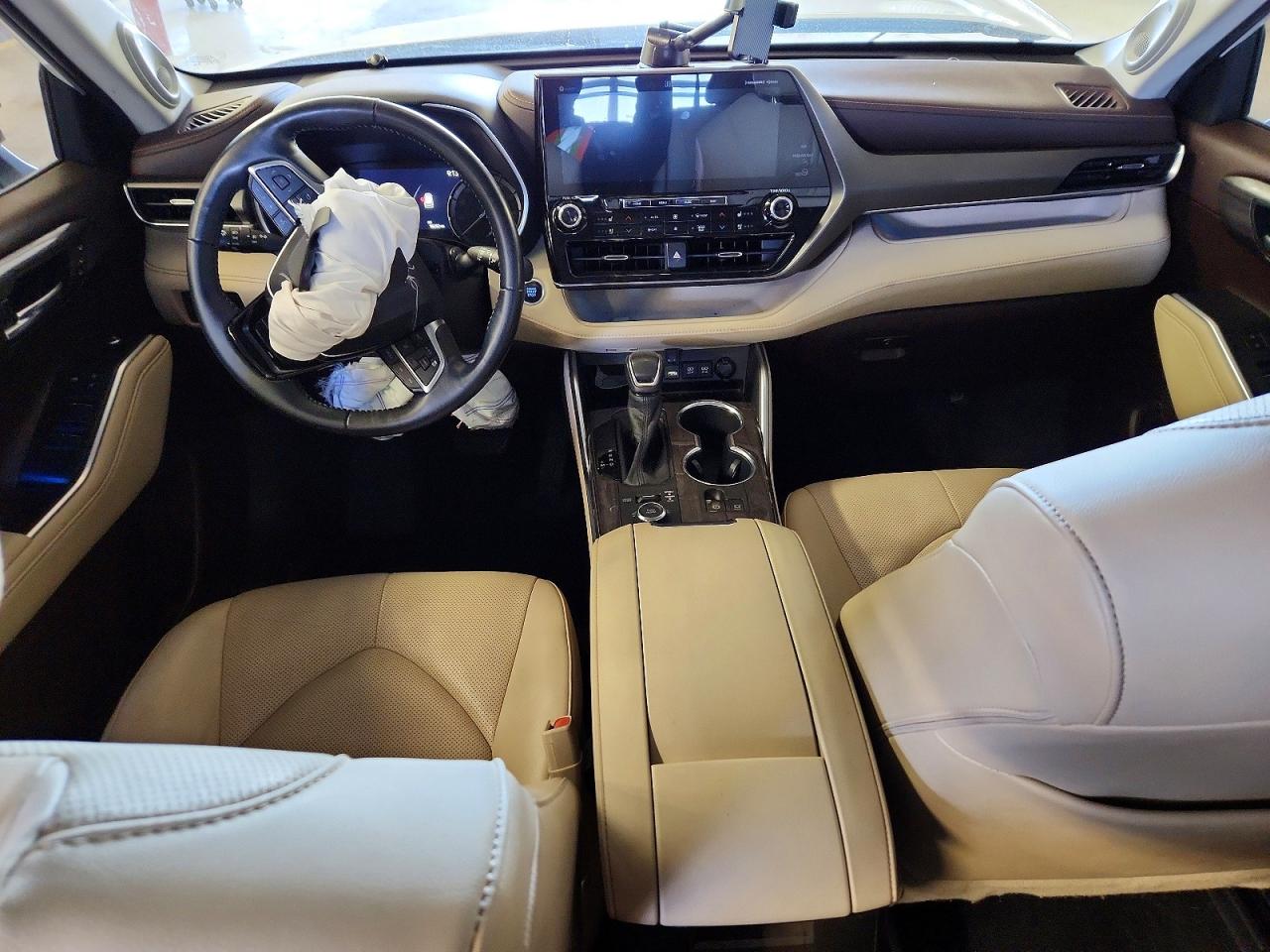 2020 TOYOTA HIGHLANDER LIMITED photo 15