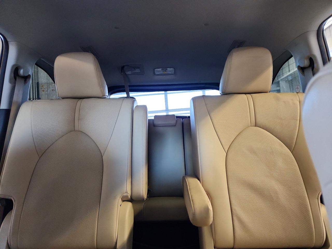 2020 TOYOTA HIGHLANDER LIMITED photo 19