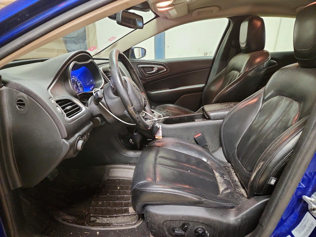 2016 CHRYSLER 200 LIMITED photo 19