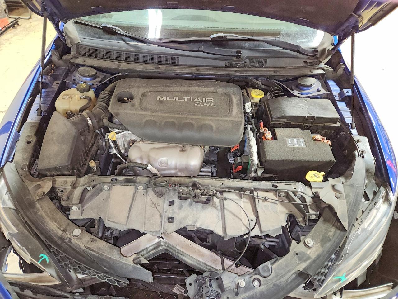 2016 CHRYSLER 200 LIMITED photo 31