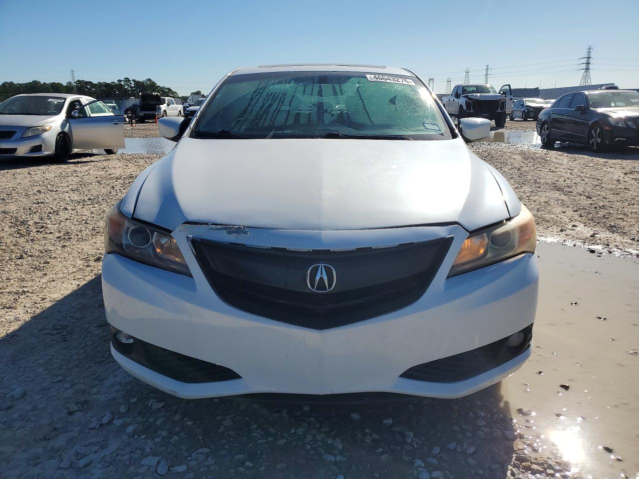 2013 ACURA ILX 20 TECH photo 5