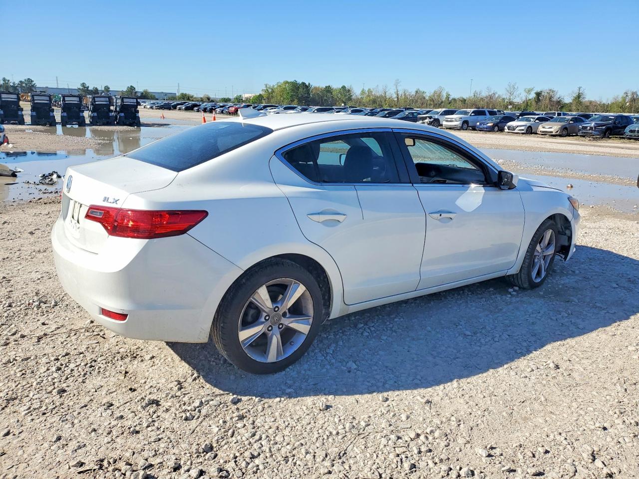 2013 ACURA ILX 20 TECH photo 3