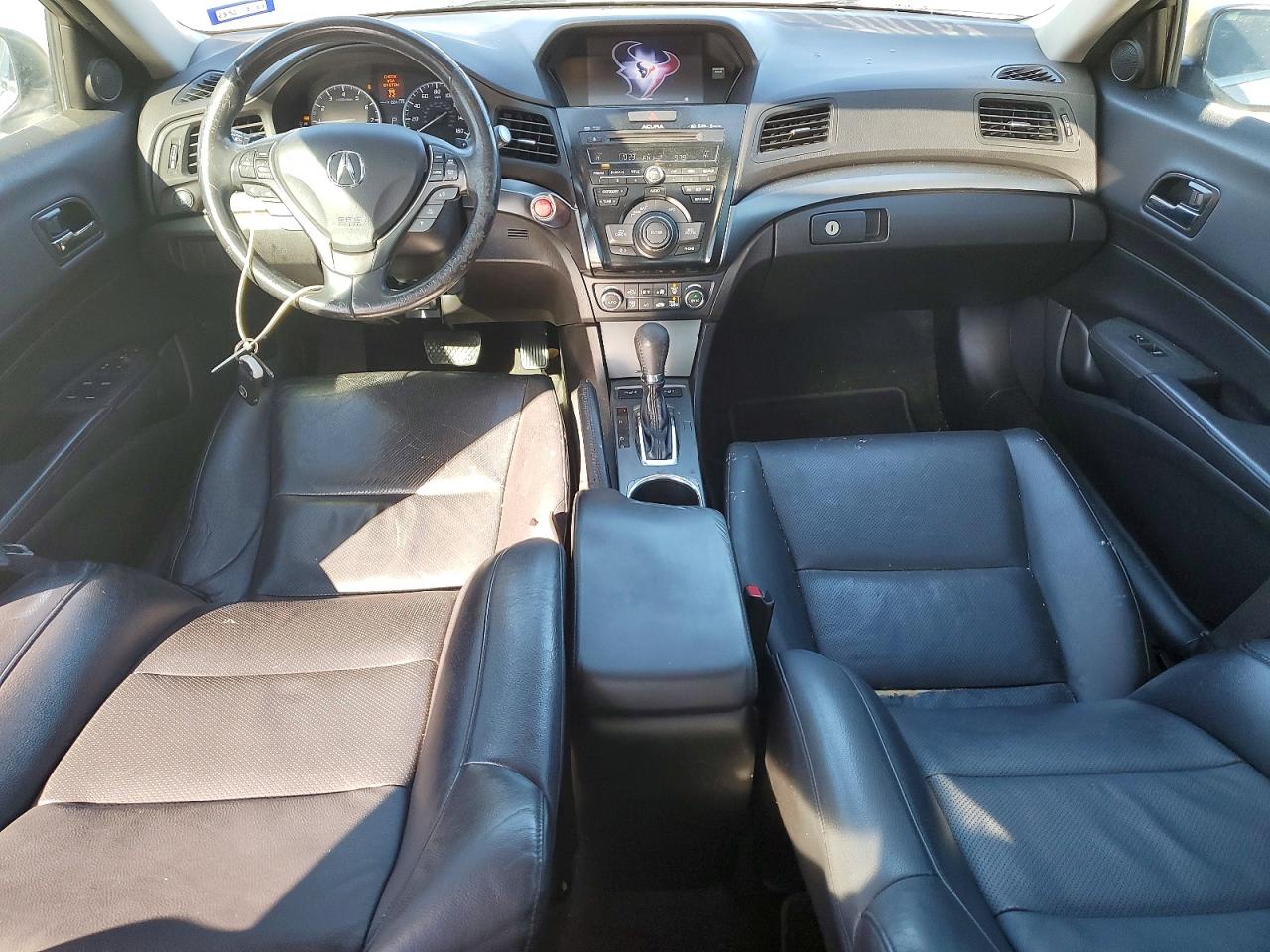 2013 ACURA ILX 20 TECH photo 8