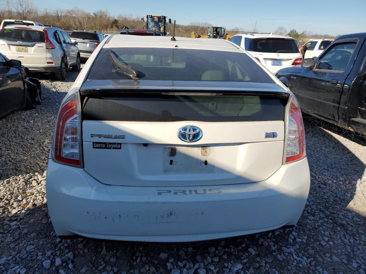 2014 TOYOTA PRIUS photo 6