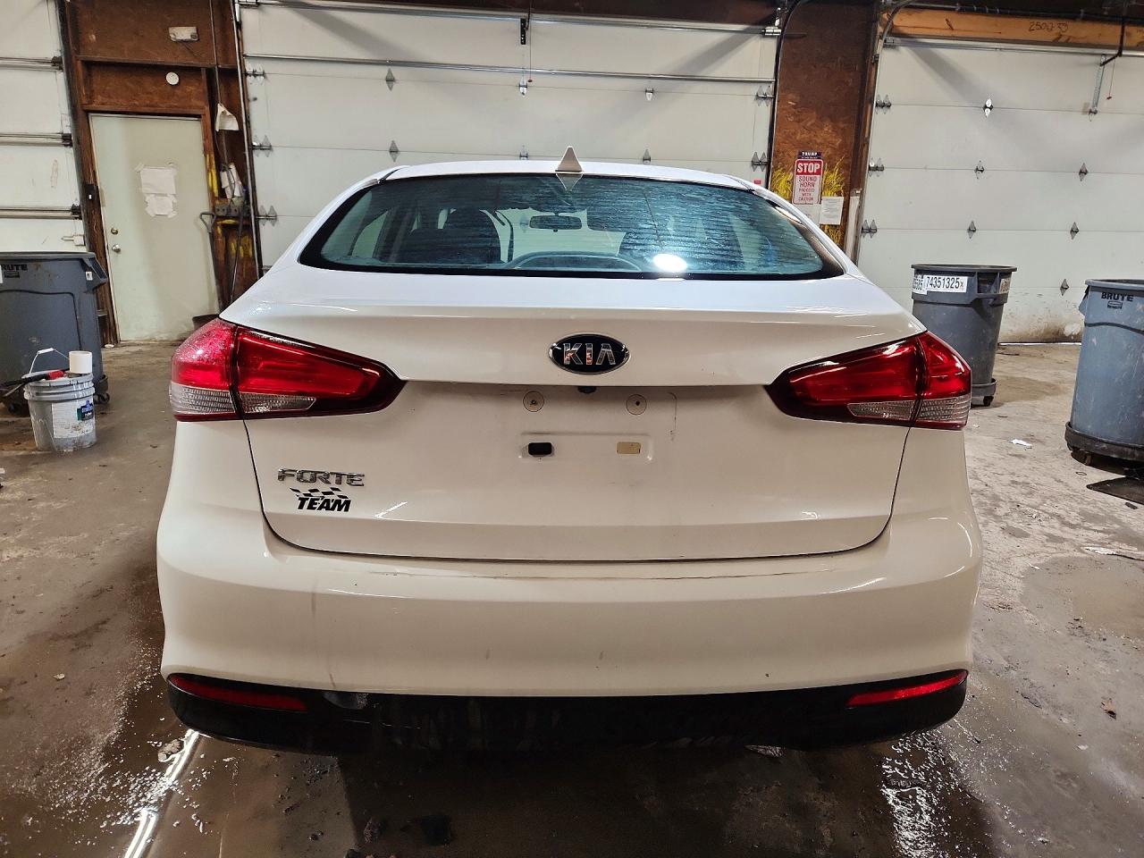 2018 KIA FORTE LX photo 11