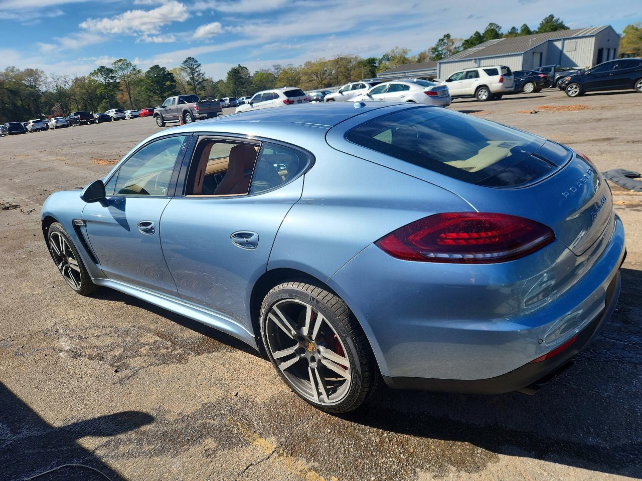 2015 PORSCHE PANAMERA GTS photo 3
