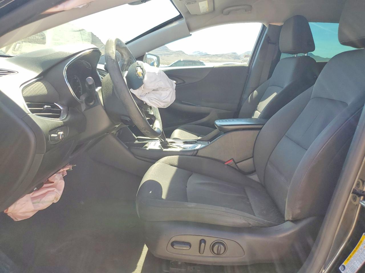 2018 CHEVROLET MALIBU LT photo 7