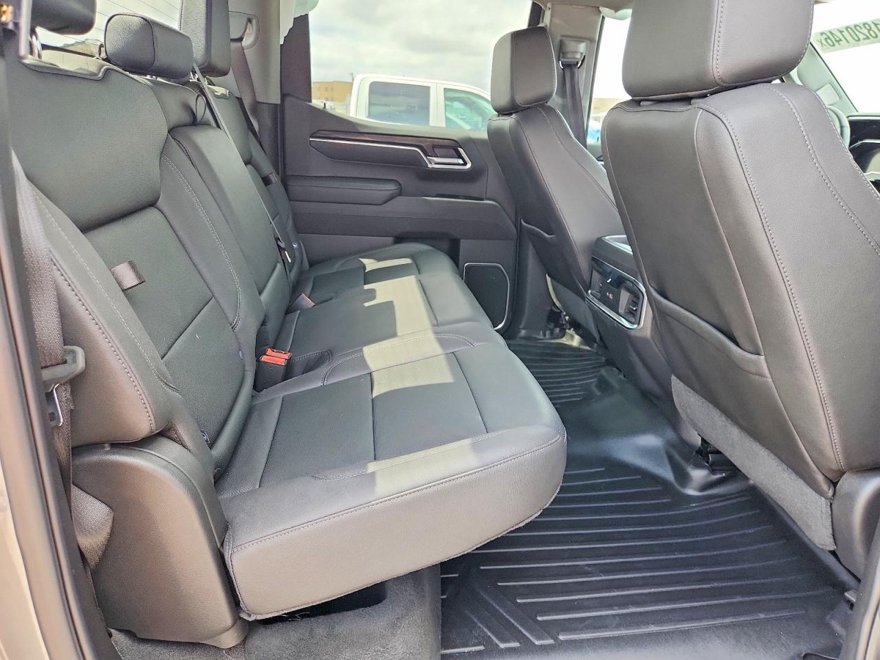 2025 GMC SIERRA C1500 SLT photo 10