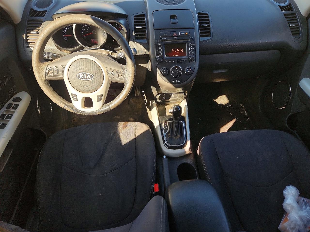 2012 KIA SOUL + photo 15