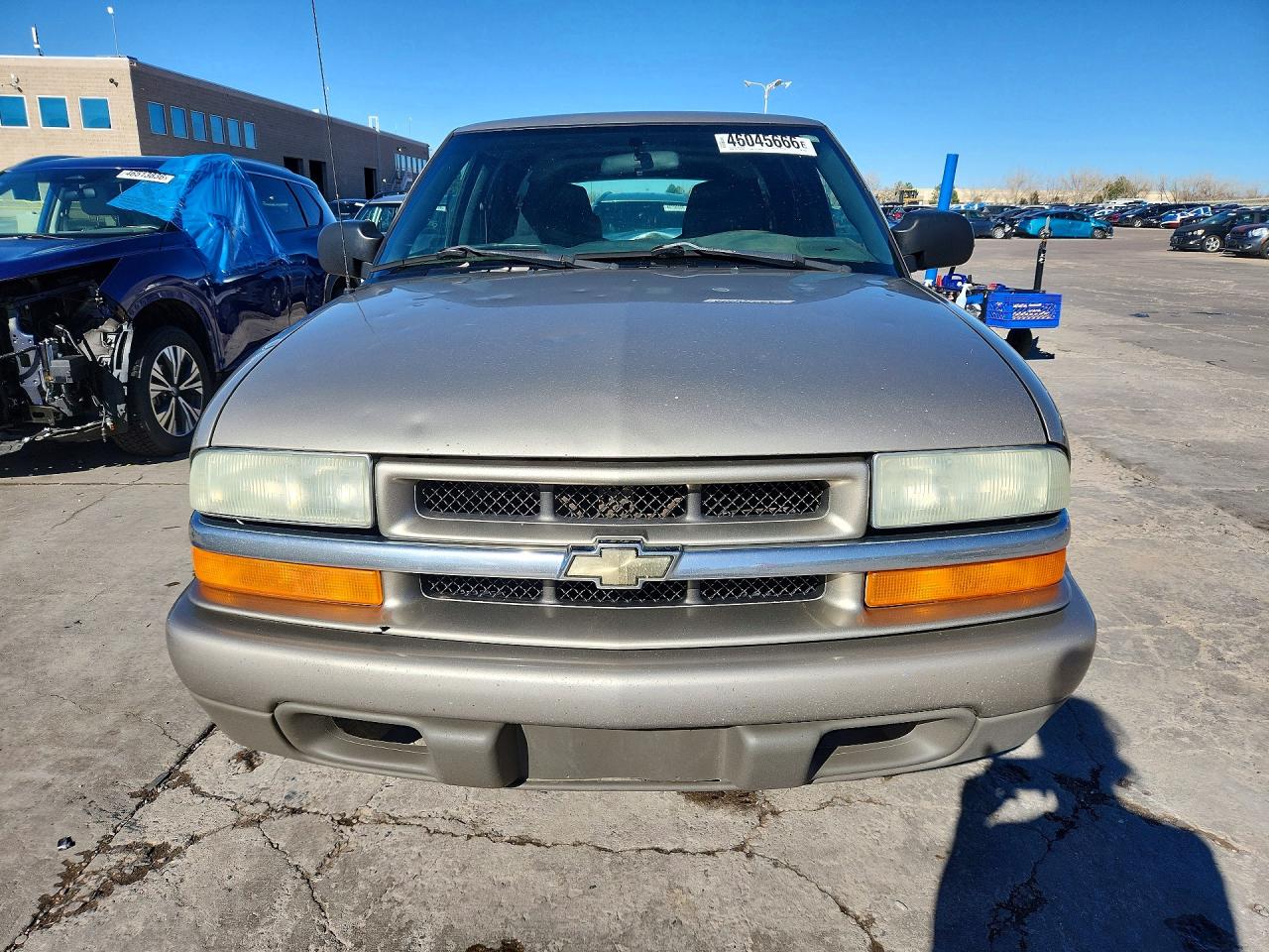 2004 CHEVROLET BLAZER photo 9