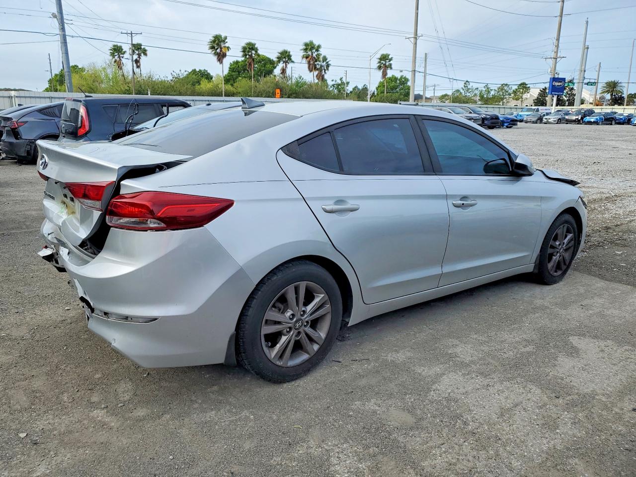 2018 HYUNDAI ELANTRA VALUE EDITION photo 5