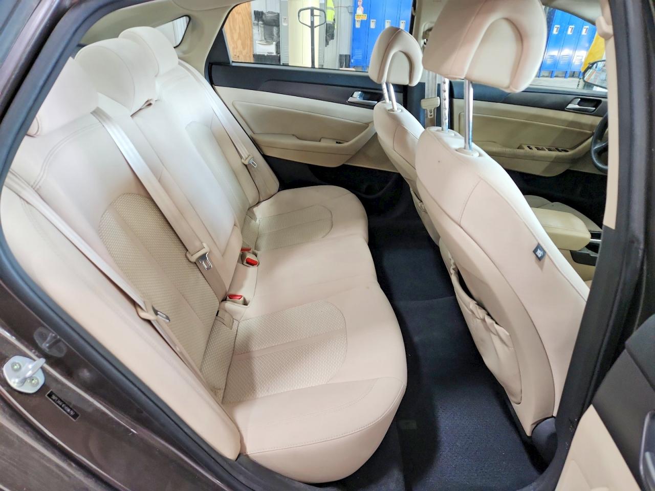 2015 HYUNDAI SONATA SPORT photo 10