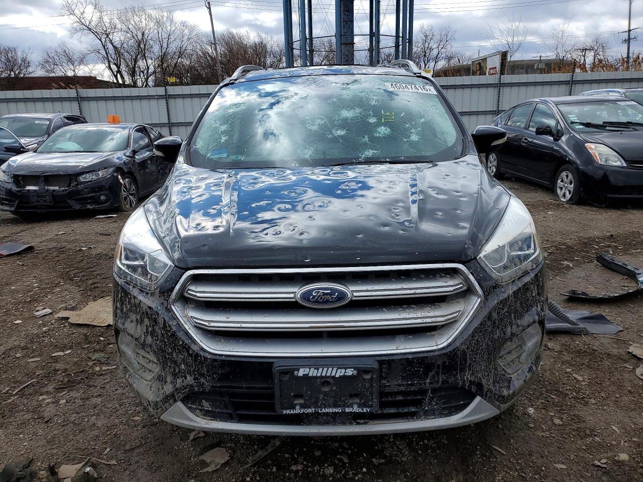 2017 FORD ESCAPE TITANIUM photo 9