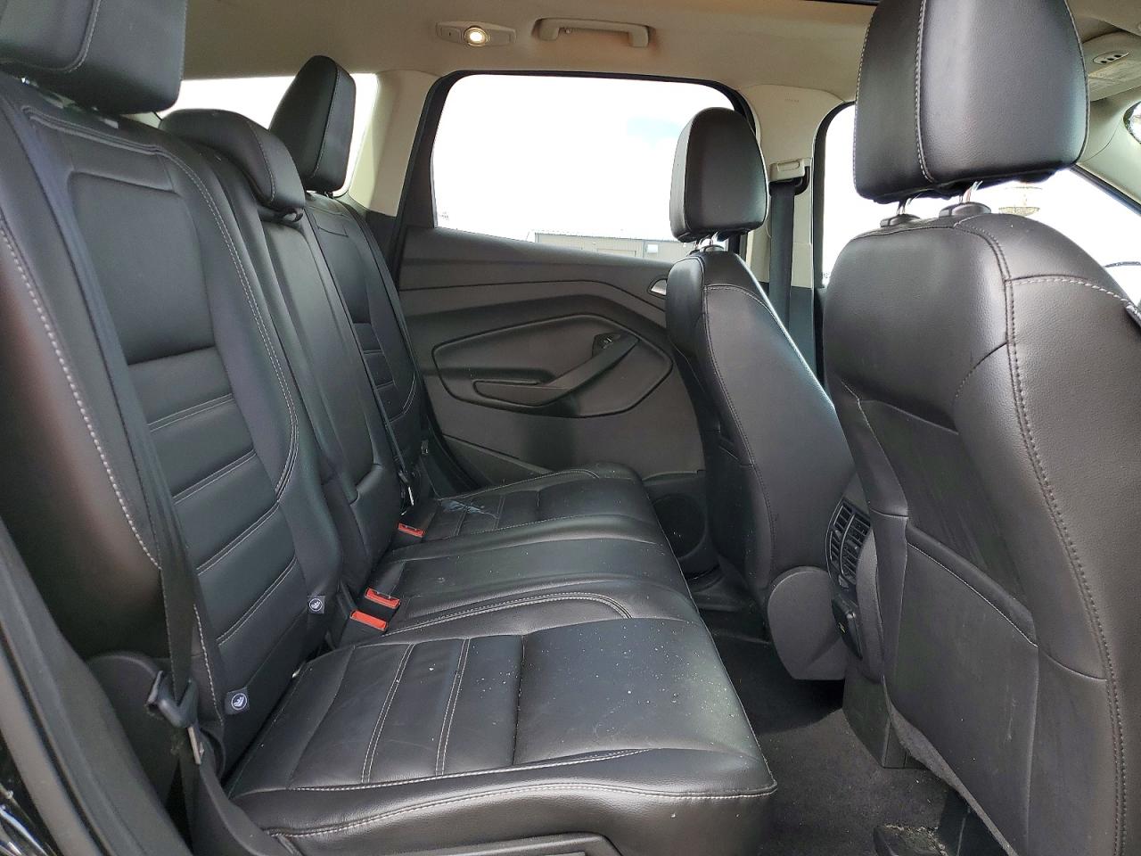 2017 FORD ESCAPE TITANIUM photo 21