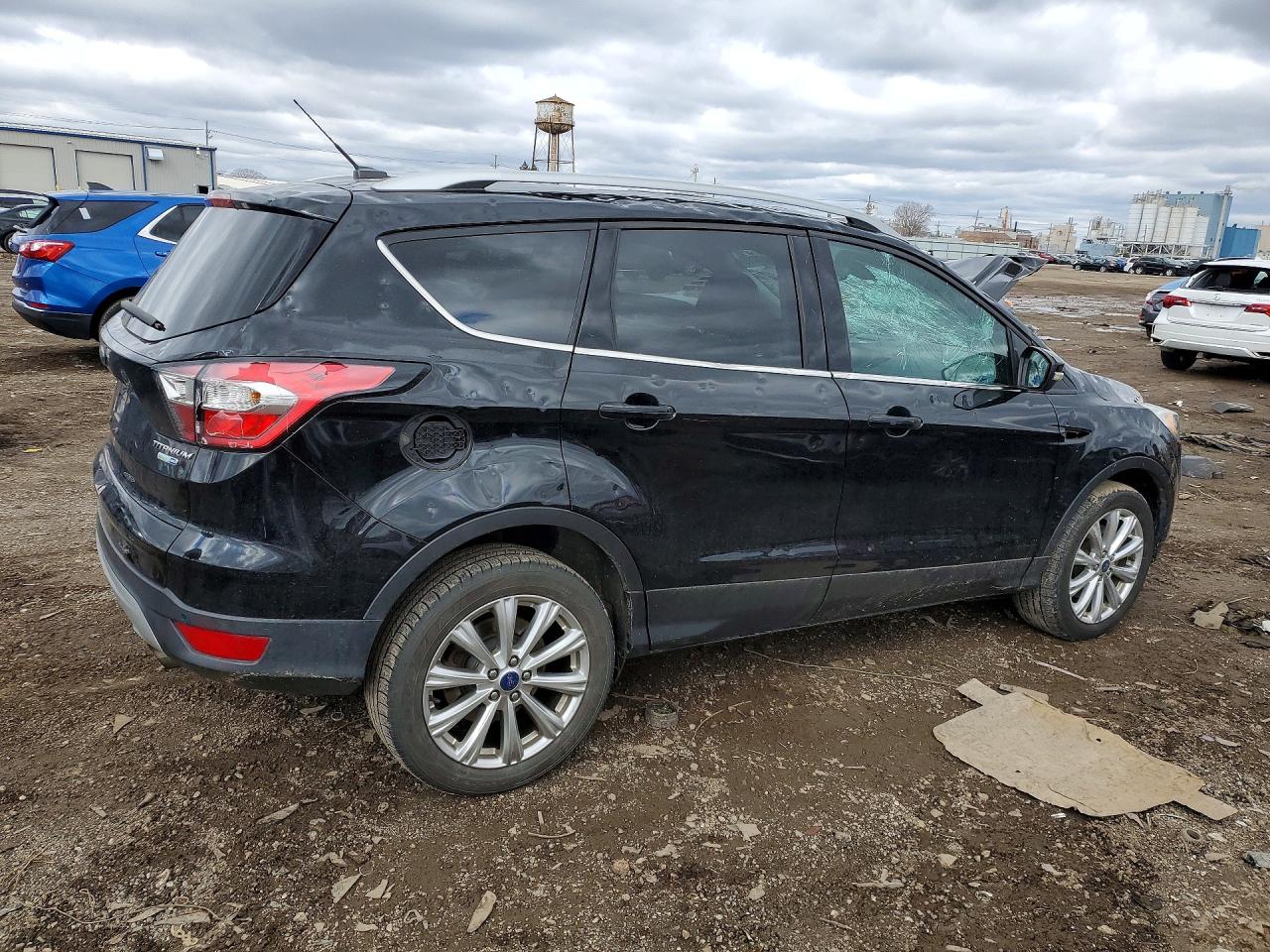 2017 FORD ESCAPE TITANIUM photo 5