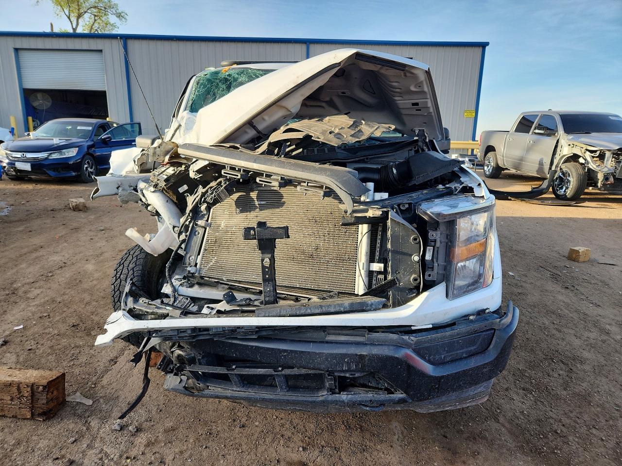 2023 FORD F150 SUPERCREW photo 9