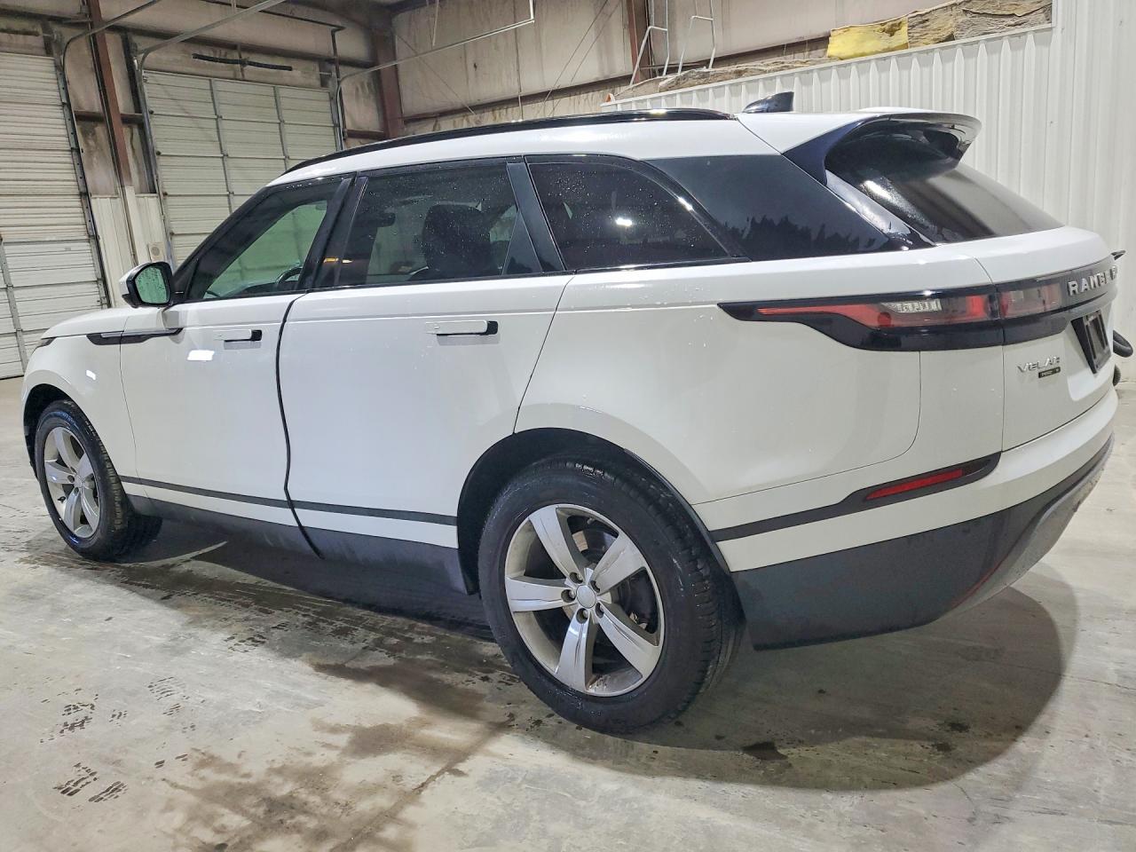 2019 LAND ROVER RANGE ROVER VELAR S photo 2