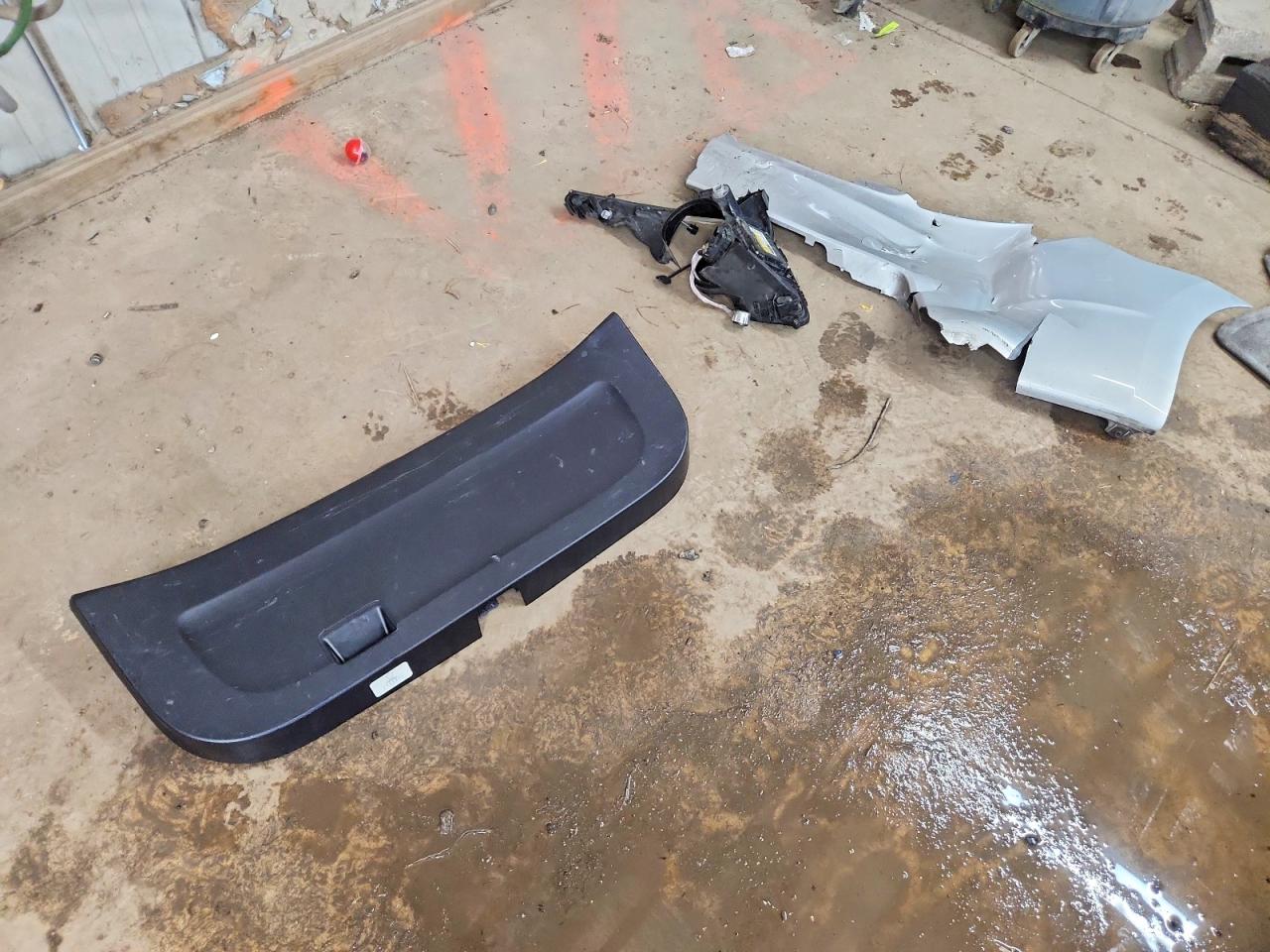 2007 TOYOTA PRIUS BASE photo 12