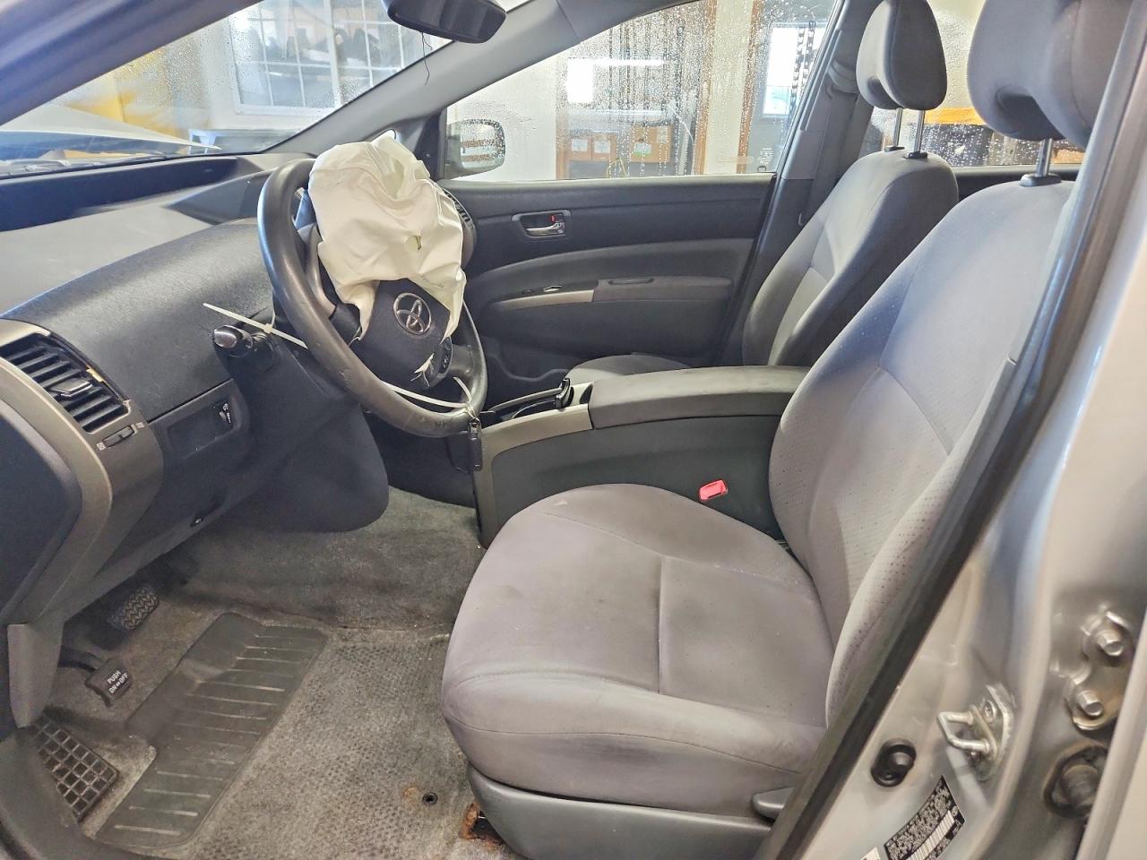 2007 TOYOTA PRIUS BASE photo 7