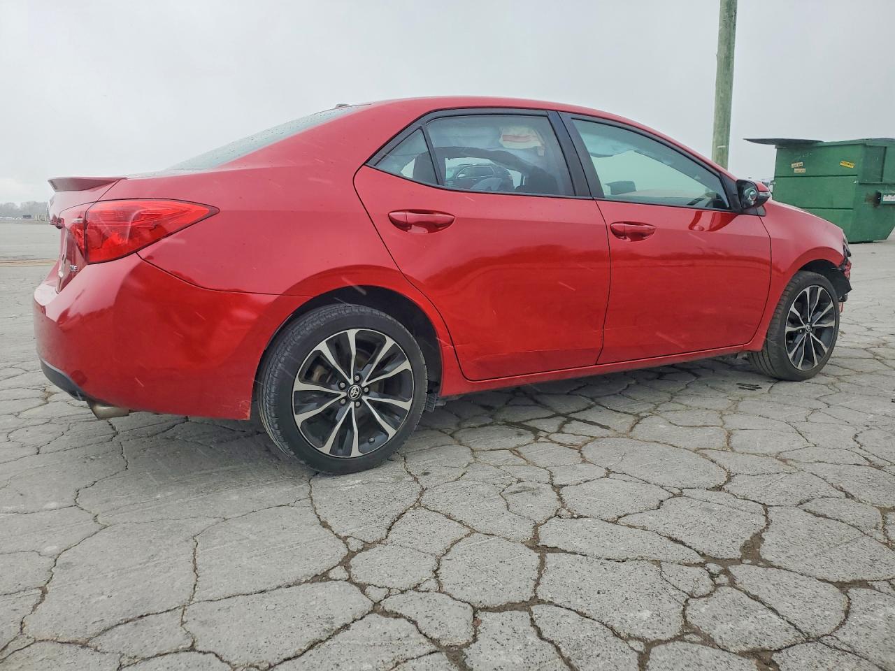 2017 TOYOTA COROLLA XSE photo 3