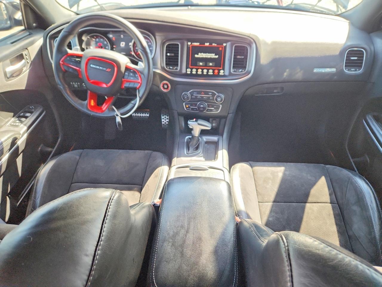 2018 DODGE CHARGER SXT PLUS photo 8