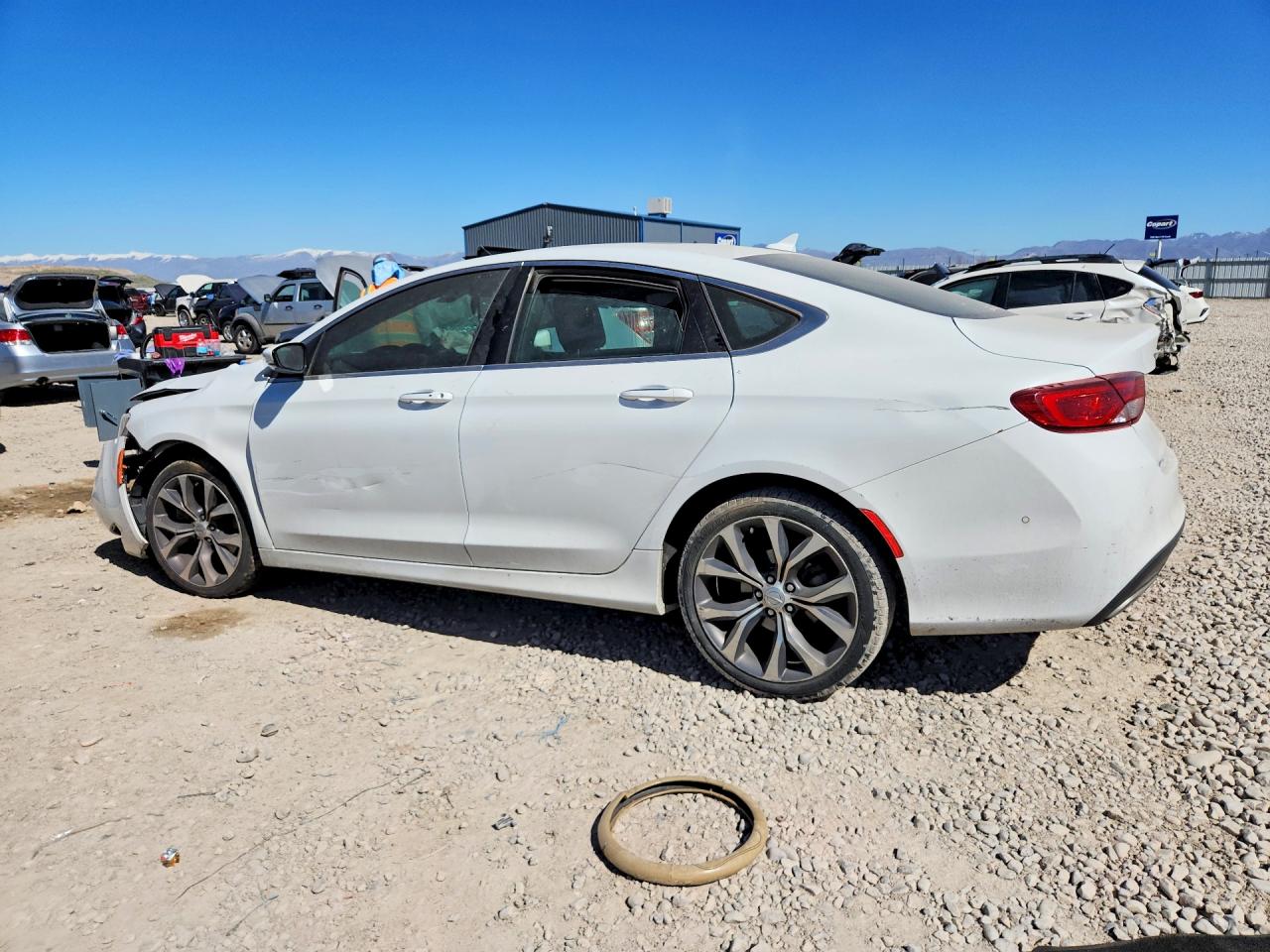 2015 CHRYSLER 200 C photo 2
