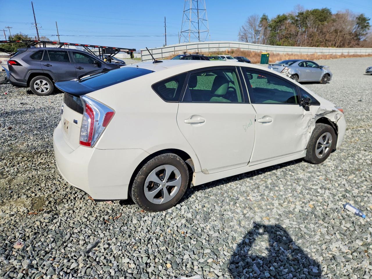 2013 TOYOTA PRIUS FOUR photo 3