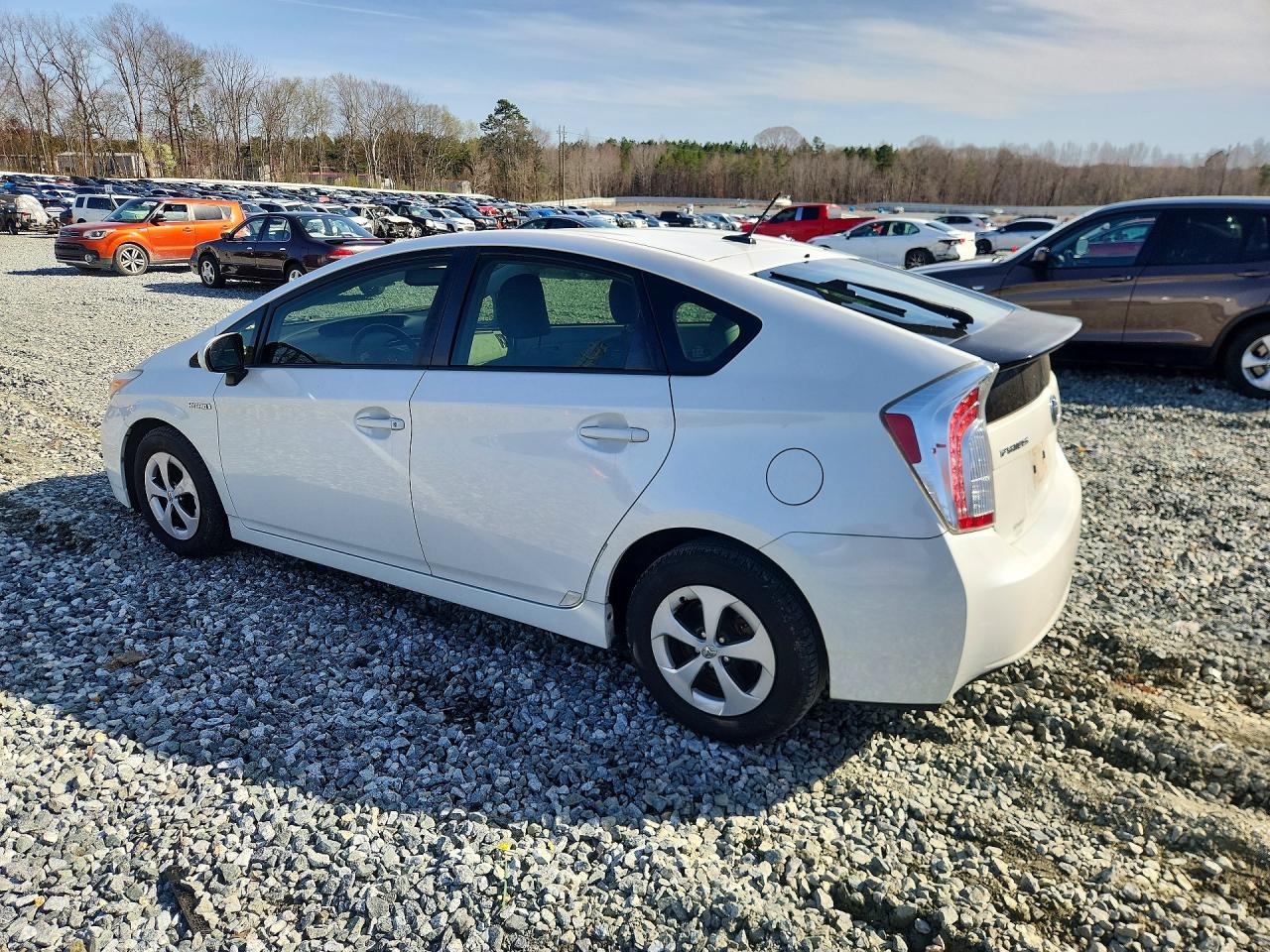 2013 TOYOTA PRIUS FOUR photo 2
