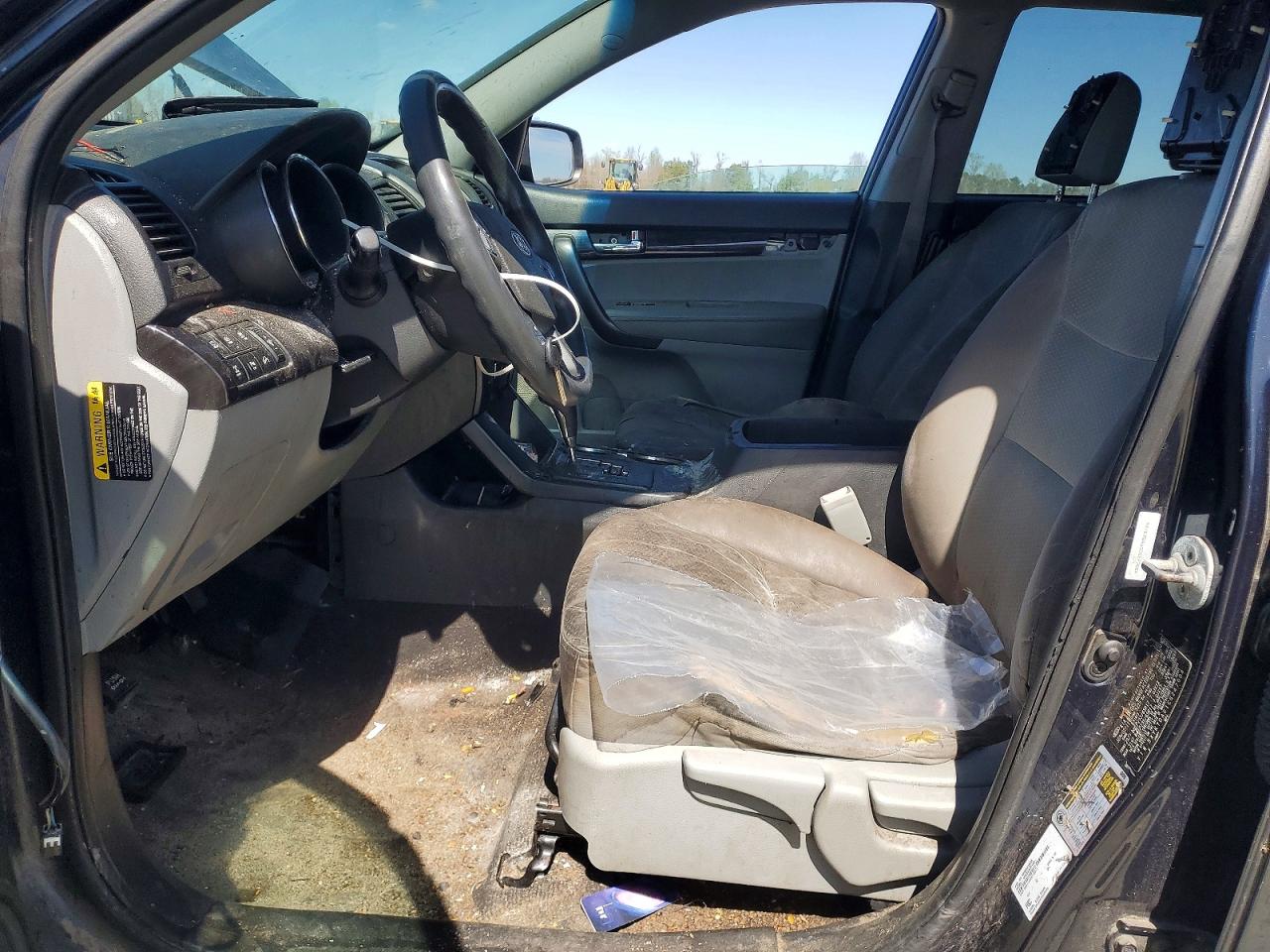 2012 KIA SORENTO photo 7