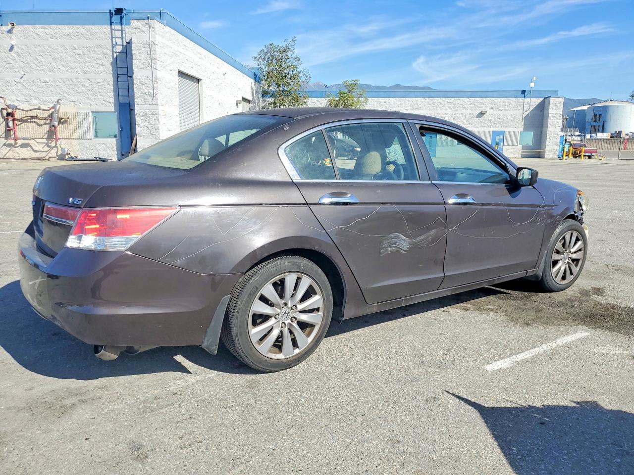 2011 HONDA ACCORD EX photo 5