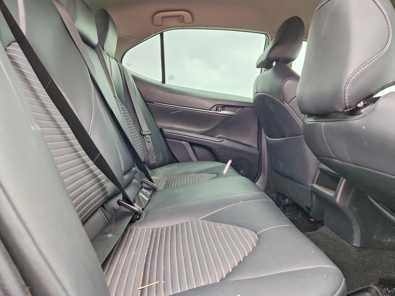 2019 TOYOTA CAMRY SE photo 28